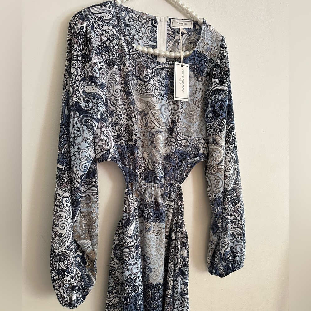 NWT| Cutout Long Sleeve Summer Dress - Picture 2 of 6
